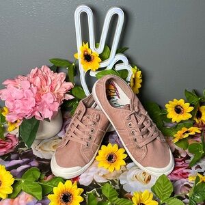 Blowfish Women's Mauve Canvas Sneakers